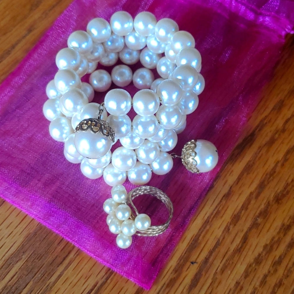 Pearl cuff bracelet and ring